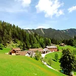 Lausegger 3* Ferlach