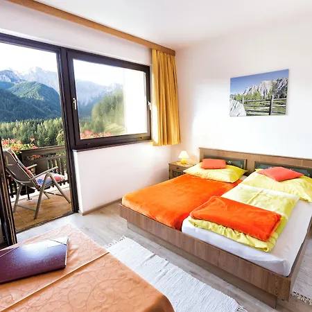 Bed & Breakfast Lausegger 3*