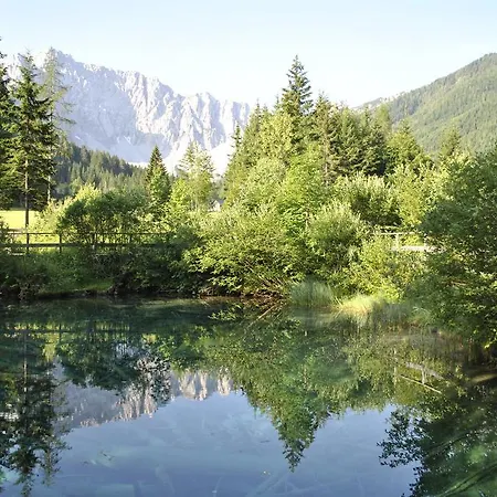 Bed & Breakfast Lausegger 3*