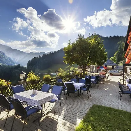 Lausegger Bed & Breakfast